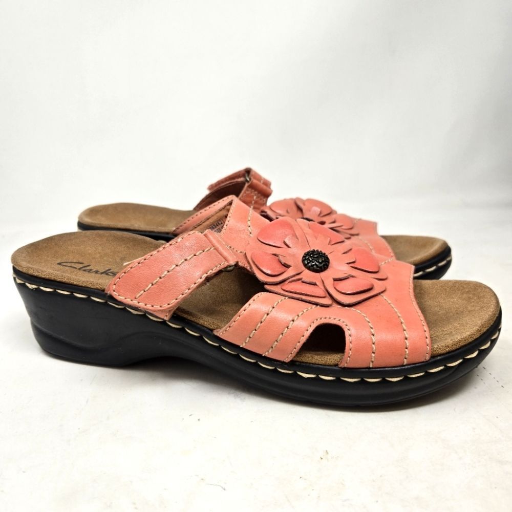 CLARKS Coral Pink Flower Leather Wedge Slide Comfort Sandals Size 9